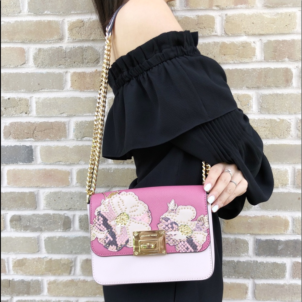 Michael Kors Tina Shoulder Chain Bag Pink - Picture 2 of 7